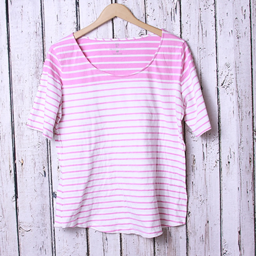 New York & Company Striped T-shirt Size XL